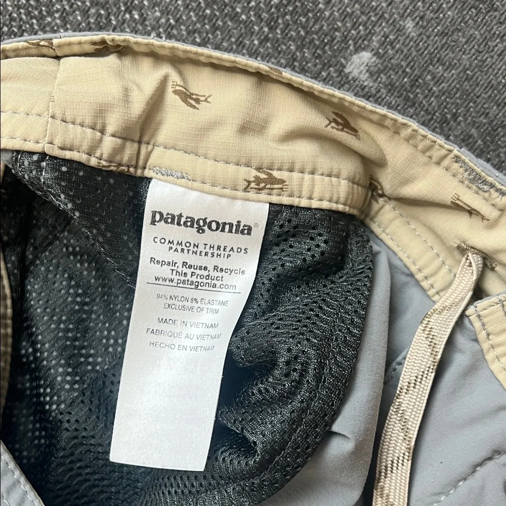 Patagonia Men's Light Gray Flat Front Shorts